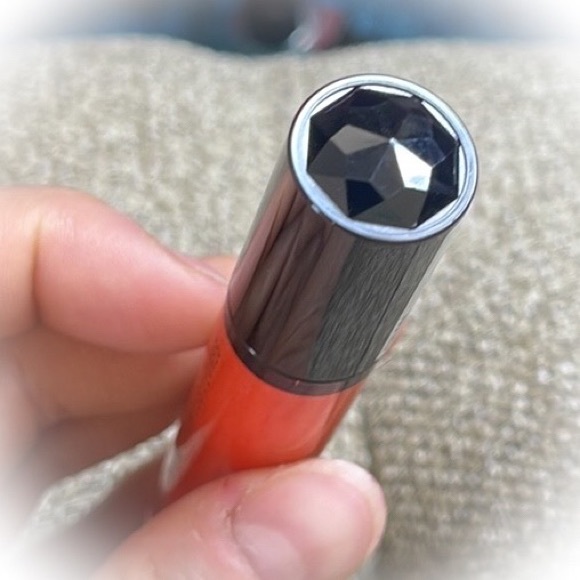 💕NYX Cosmic Metals Lip Cream CMLC06 Solar Energy💕 - Picture 5 of 10